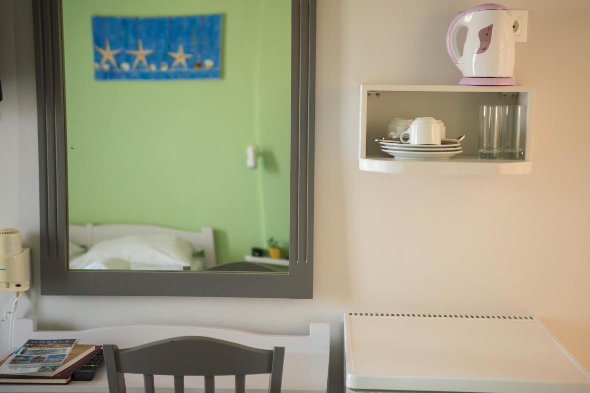 Nereides Hotel Колимварион Экстерьер фото